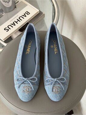 Chanel 26B Light Blue Denim Quilted CC Logo Bow Tie Ballet Ballerina Flat 41